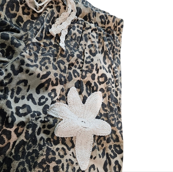 POL Sand Leopard Patchwork Crochet Boho Pants NEW - Picture 2 of 7